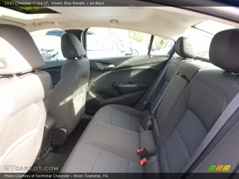 Kinetic Blue Metallic / Jet Black 2017 Chevrolet Cruze LT