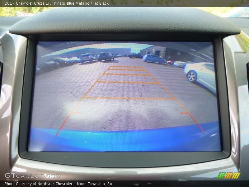 Kinetic Blue Metallic / Jet Black 2017 Chevrolet Cruze LT