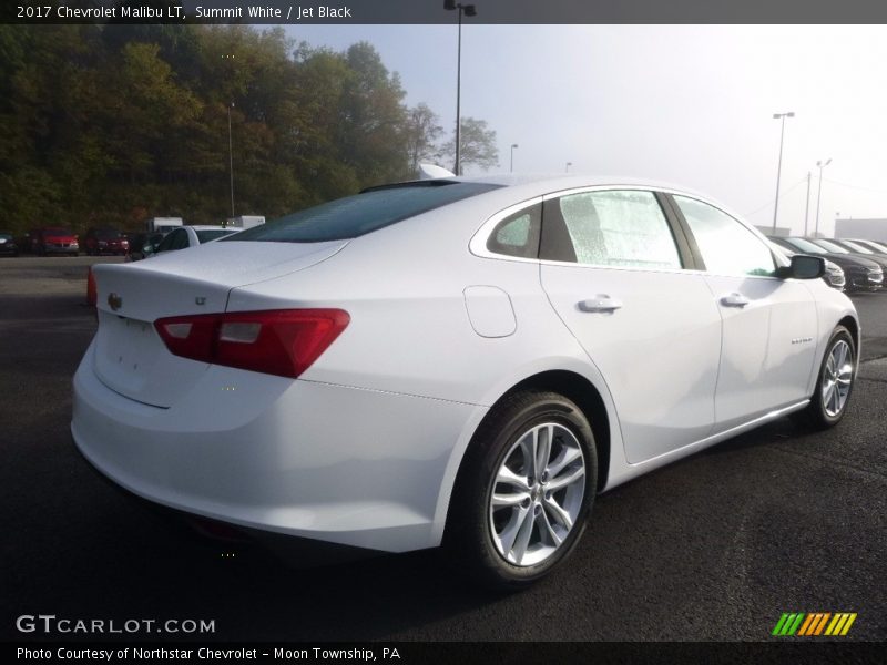 Summit White / Jet Black 2017 Chevrolet Malibu LT