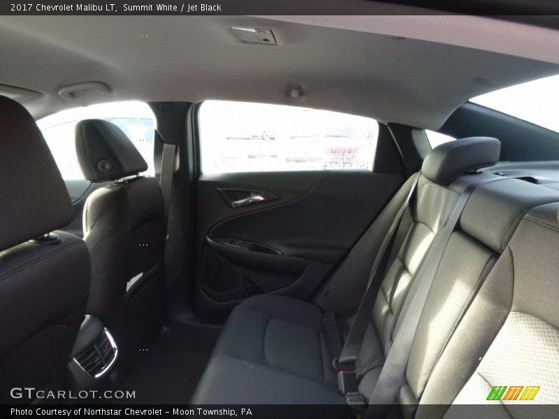 Summit White / Jet Black 2017 Chevrolet Malibu LT
