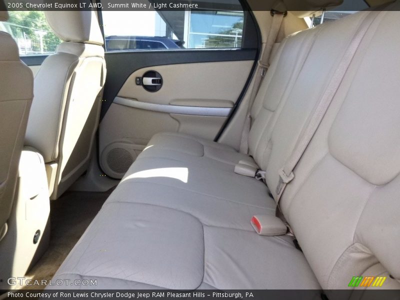 Summit White / Light Cashmere 2005 Chevrolet Equinox LT AWD