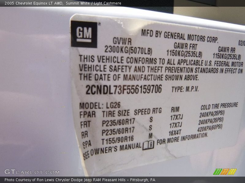 Summit White / Light Cashmere 2005 Chevrolet Equinox LT AWD