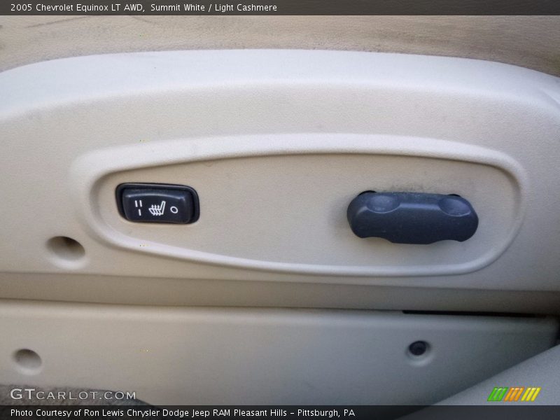 Summit White / Light Cashmere 2005 Chevrolet Equinox LT AWD