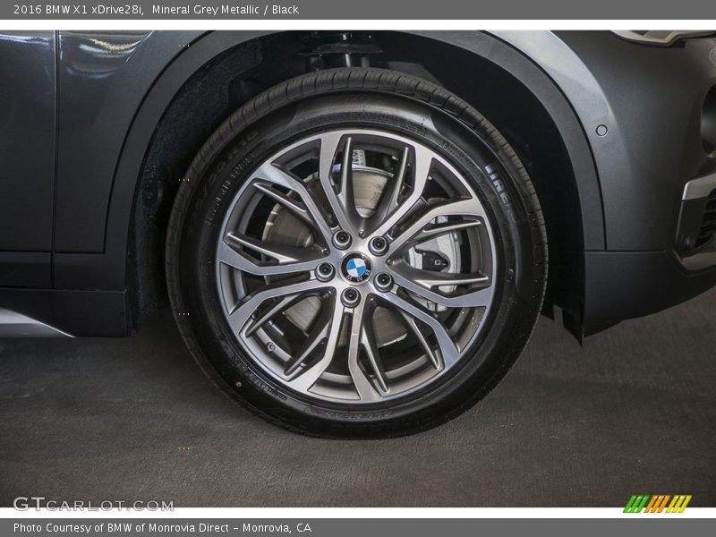 Mineral Grey Metallic / Black 2016 BMW X1 xDrive28i