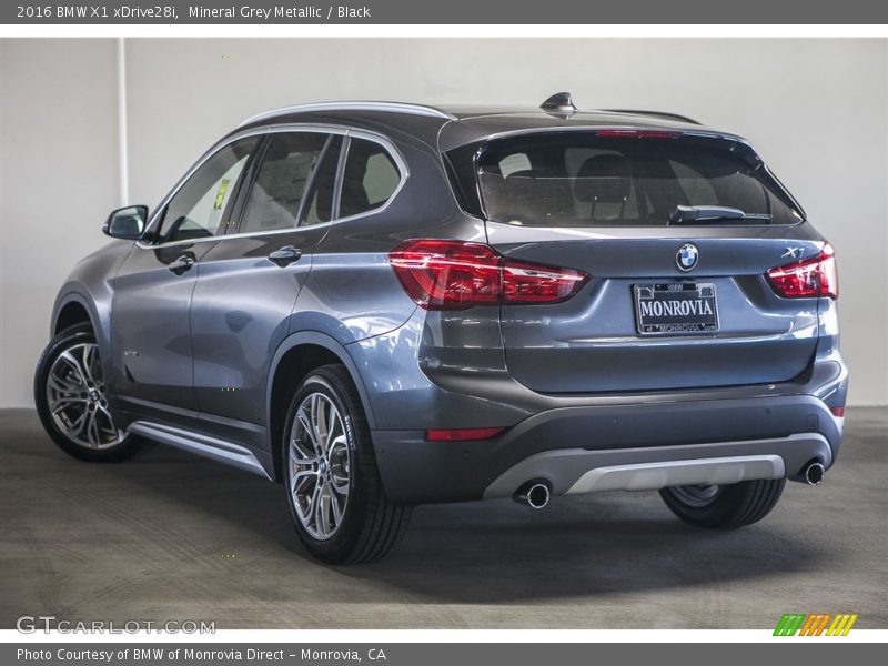 Mineral Grey Metallic / Black 2016 BMW X1 xDrive28i