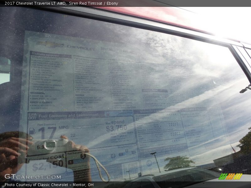 Siren Red Tintcoat / Ebony 2017 Chevrolet Traverse LT AWD