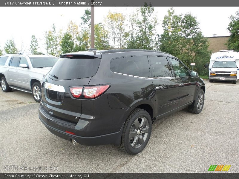 Tungsten Metallic / Ebony 2017 Chevrolet Traverse LT