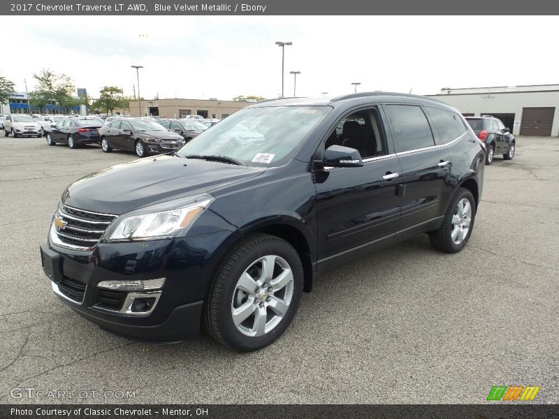 Blue Velvet Metallic / Ebony 2017 Chevrolet Traverse LT AWD