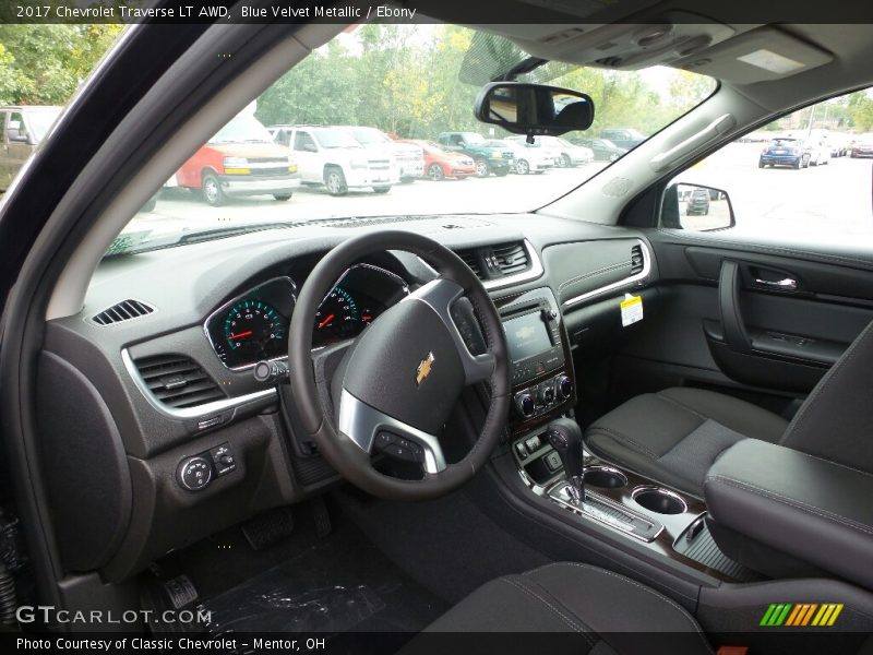 Blue Velvet Metallic / Ebony 2017 Chevrolet Traverse LT AWD
