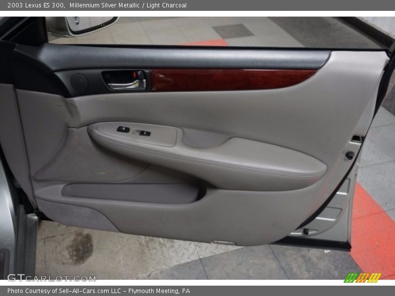 Millennium Silver Metallic / Light Charcoal 2003 Lexus ES 300