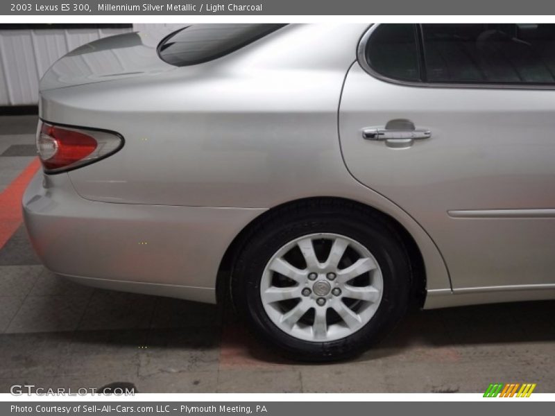 Millennium Silver Metallic / Light Charcoal 2003 Lexus ES 300