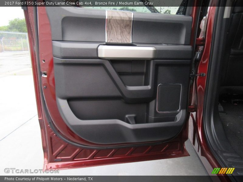 Door Panel of 2017 F350 Super Duty Lariat Crew Cab 4x4