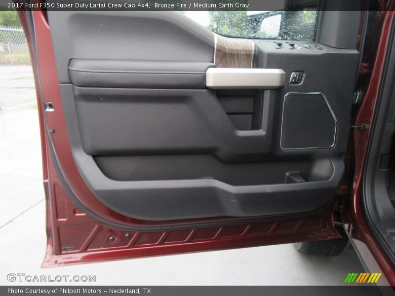 Door Panel of 2017 F350 Super Duty Lariat Crew Cab 4x4