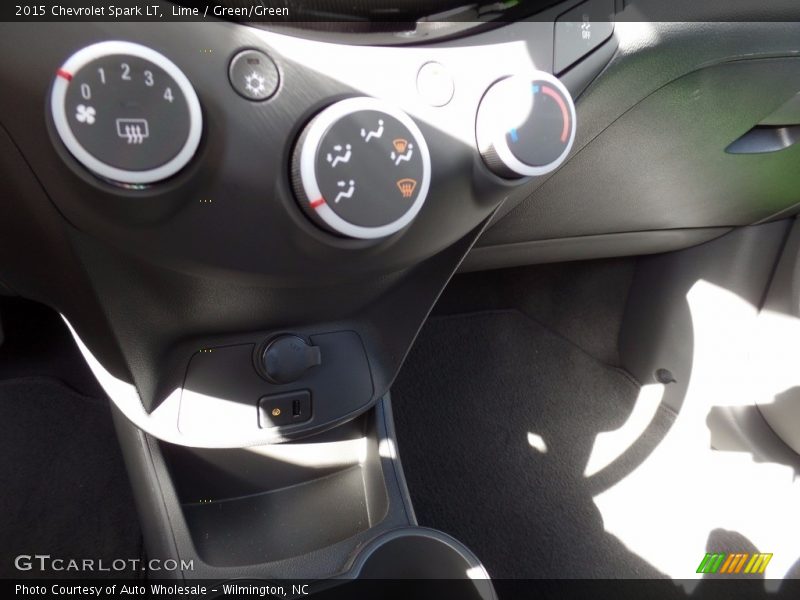 Lime / Green/Green 2015 Chevrolet Spark LT