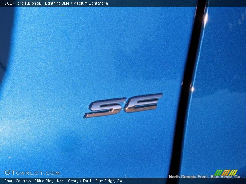 Lightning Blue / Medium Light Stone 2017 Ford Fusion SE