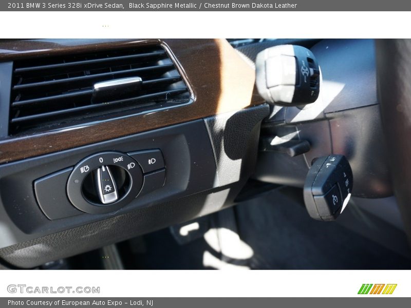 Black Sapphire Metallic / Chestnut Brown Dakota Leather 2011 BMW 3 Series 328i xDrive Sedan