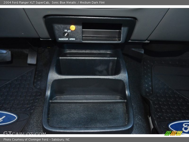 Sonic Blue Metallic / Medium Dark Flint 2004 Ford Ranger XLT SuperCab