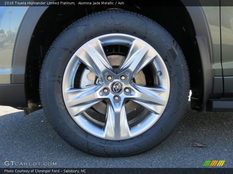  2016 Highlander Limited Platinum Wheel