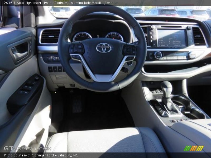Alumina Jade Metallic / Ash 2016 Toyota Highlander Limited Platinum