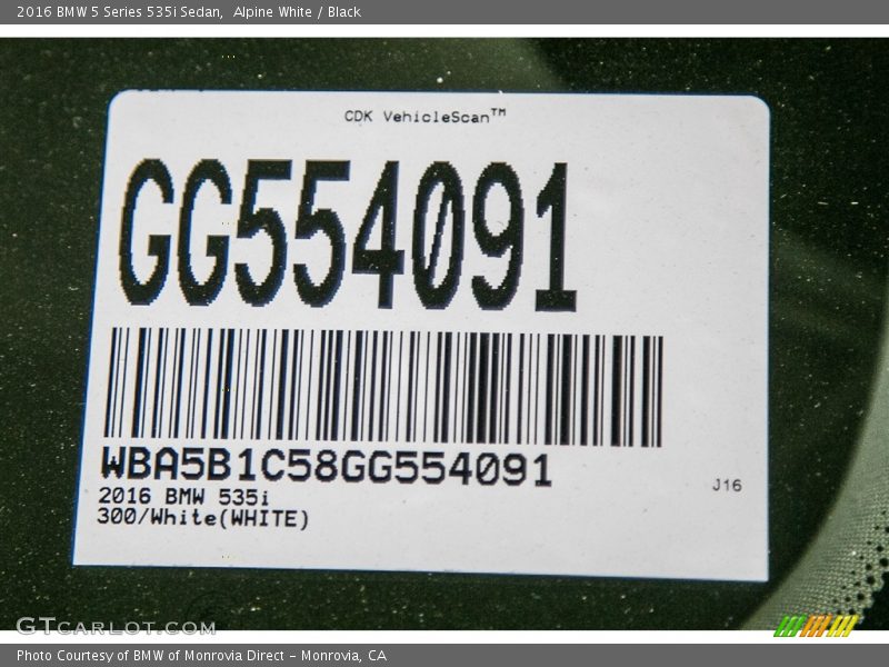 Alpine White / Black 2016 BMW 5 Series 535i Sedan