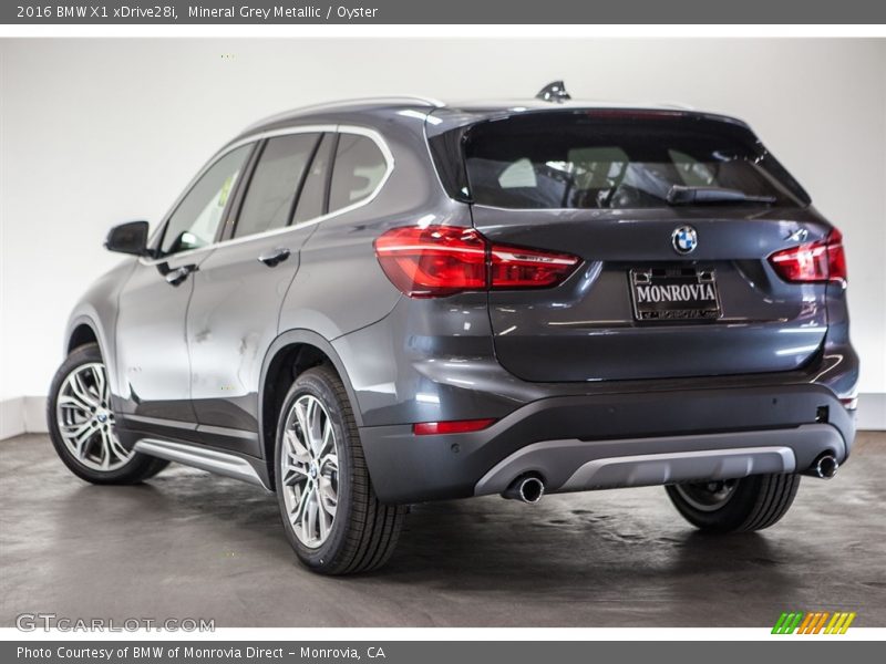 Mineral Grey Metallic / Oyster 2016 BMW X1 xDrive28i