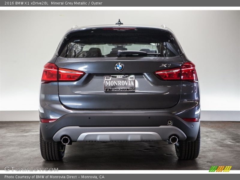 Mineral Grey Metallic / Oyster 2016 BMW X1 xDrive28i
