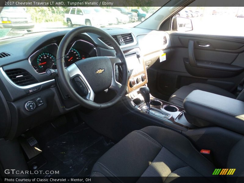 Tungsten Metallic / Ebony 2017 Chevrolet Traverse LT AWD