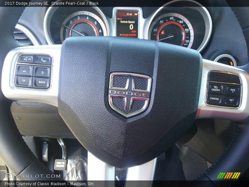Granite Pearl-Coat / Black 2017 Dodge Journey SE