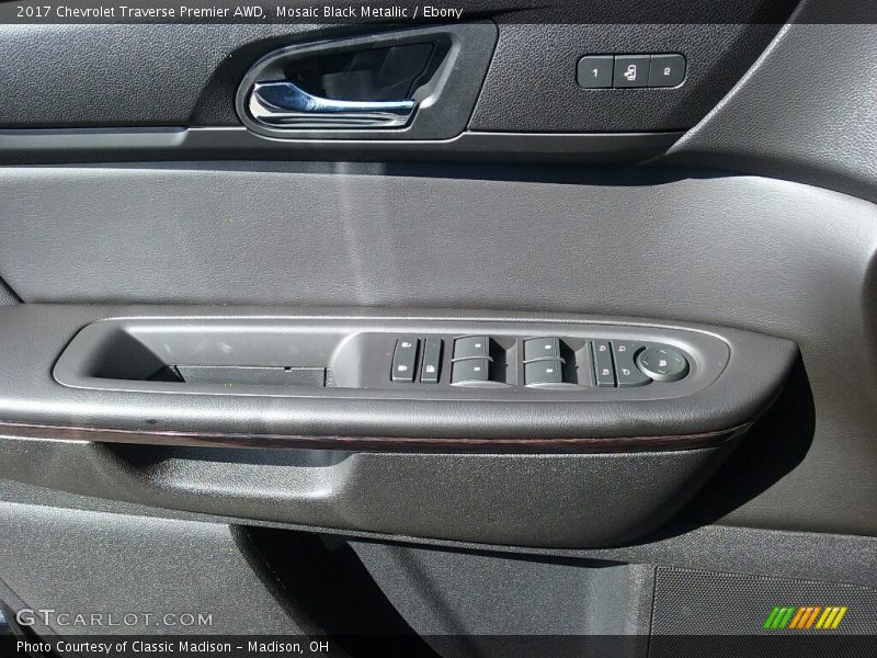 Mosaic Black Metallic / Ebony 2017 Chevrolet Traverse Premier AWD
