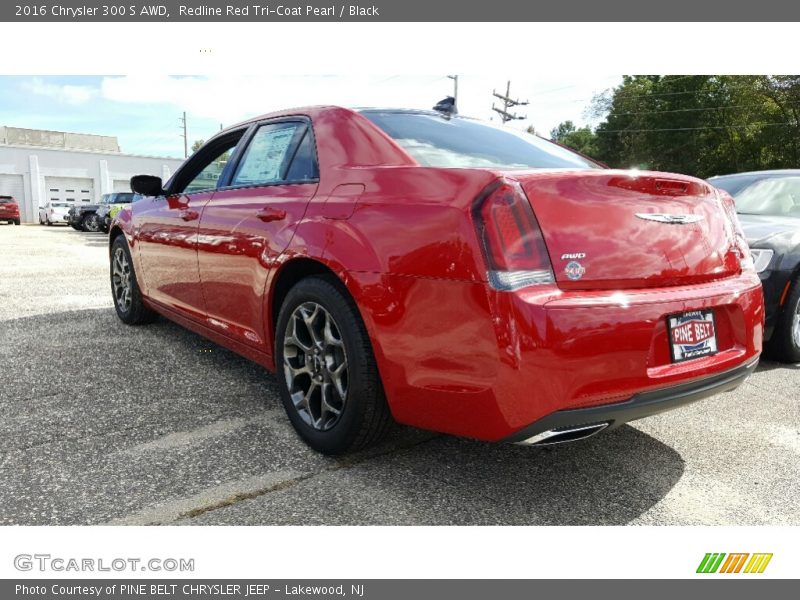 Redline Red Tri-Coat Pearl / Black 2016 Chrysler 300 S AWD