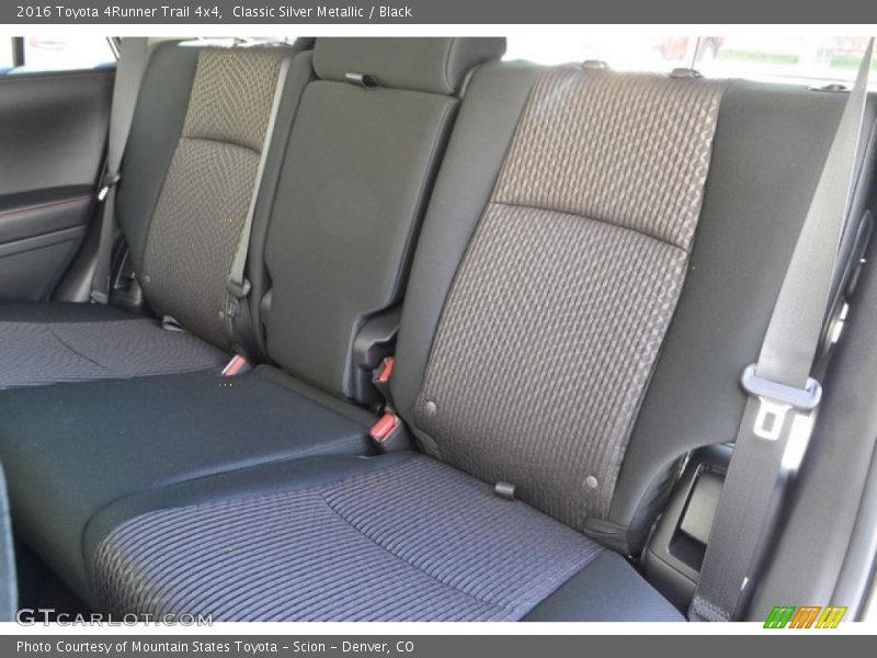 Classic Silver Metallic / Black 2016 Toyota 4Runner Trail 4x4