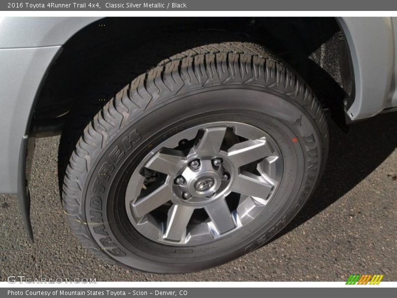 Classic Silver Metallic / Black 2016 Toyota 4Runner Trail 4x4