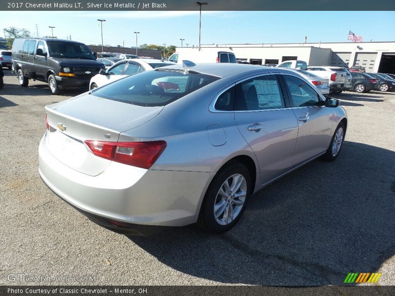 Silver Ice Metallic / Jet Black 2017 Chevrolet Malibu LT