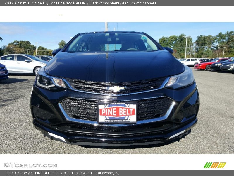 Mosaic Black Metallic / Dark Atmosphere/Medium Atmosphere 2017 Chevrolet Cruze LT