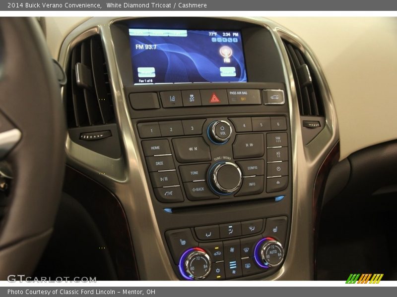 White Diamond Tricoat / Cashmere 2014 Buick Verano Convenience