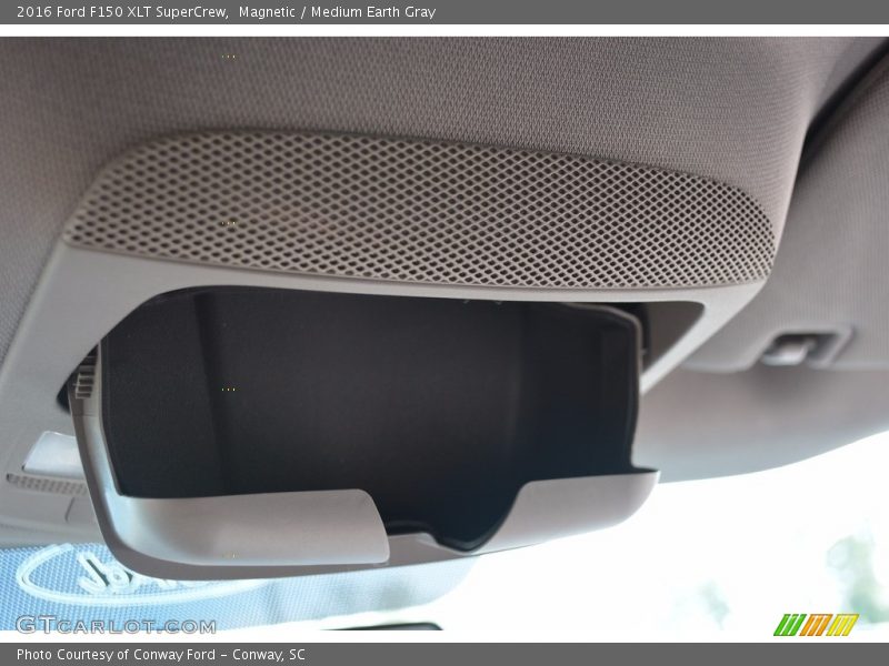 Magnetic / Medium Earth Gray 2016 Ford F150 XLT SuperCrew