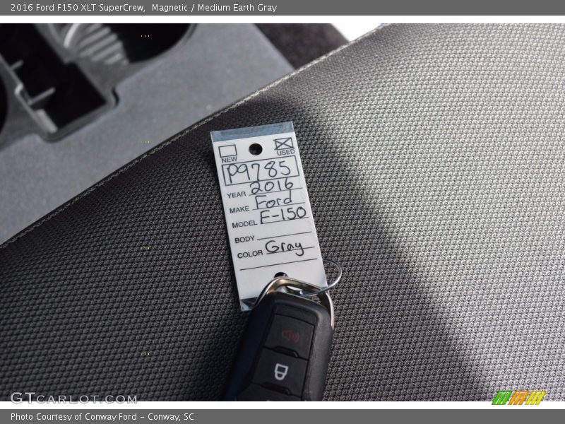 Magnetic / Medium Earth Gray 2016 Ford F150 XLT SuperCrew