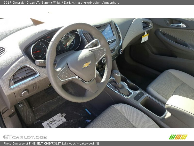 Summit White / Dark Atmosphere/Medium Atmosphere 2017 Chevrolet Cruze LT