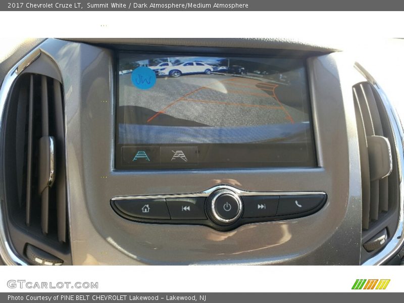 Summit White / Dark Atmosphere/Medium Atmosphere 2017 Chevrolet Cruze LT