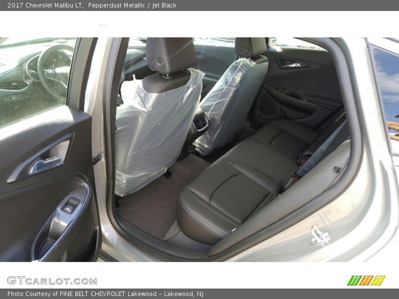 Pepperdust Metallic / Jet Black 2017 Chevrolet Malibu LT