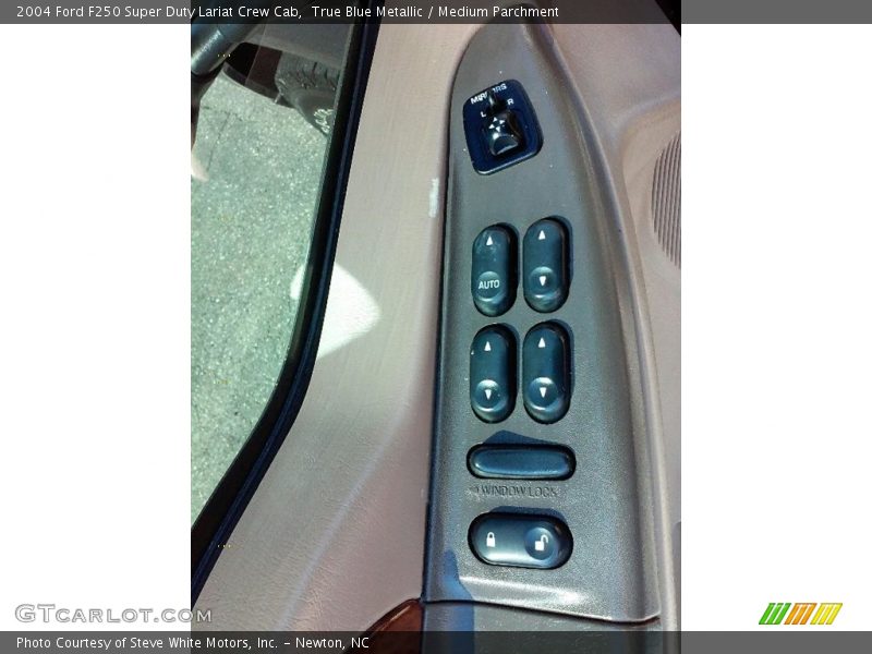 True Blue Metallic / Medium Parchment 2004 Ford F250 Super Duty Lariat Crew Cab