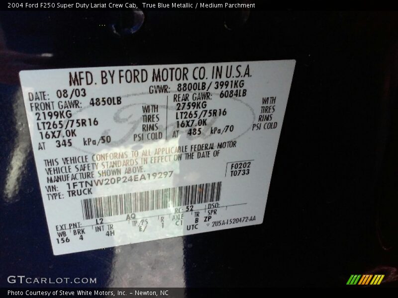 True Blue Metallic / Medium Parchment 2004 Ford F250 Super Duty Lariat Crew Cab