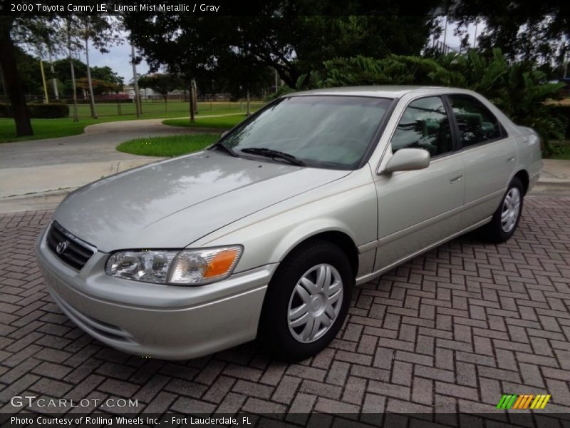 Lunar Mist Metallic / Gray 2000 Toyota Camry LE