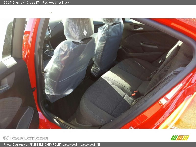 Red Hot / Jet Black 2017 Chevrolet Cruze LT