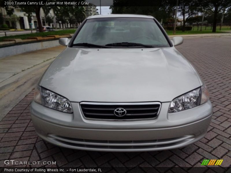 Lunar Mist Metallic / Gray 2000 Toyota Camry LE