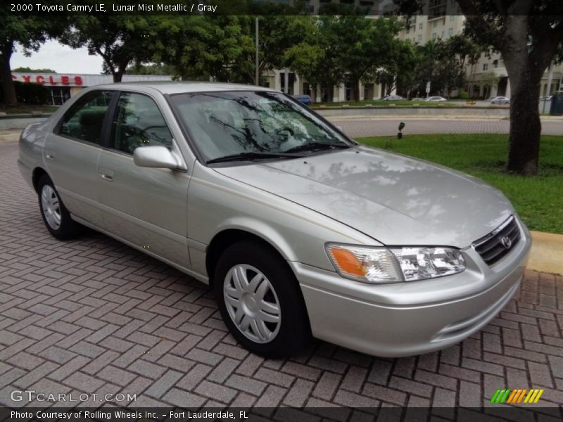 Lunar Mist Metallic / Gray 2000 Toyota Camry LE