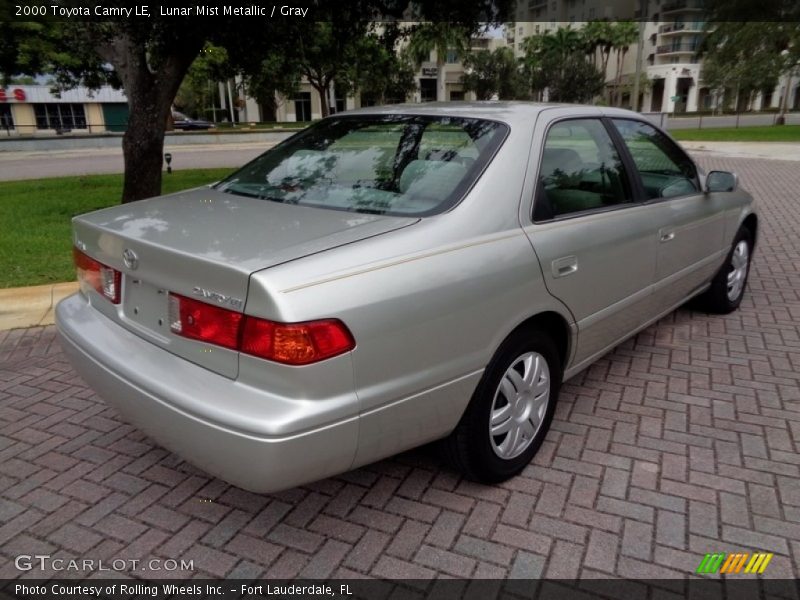 Lunar Mist Metallic / Gray 2000 Toyota Camry LE