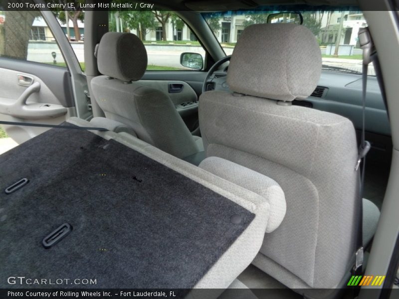 Lunar Mist Metallic / Gray 2000 Toyota Camry LE