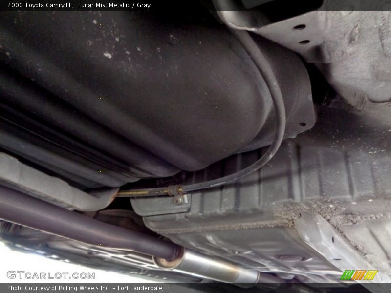 Lunar Mist Metallic / Gray 2000 Toyota Camry LE