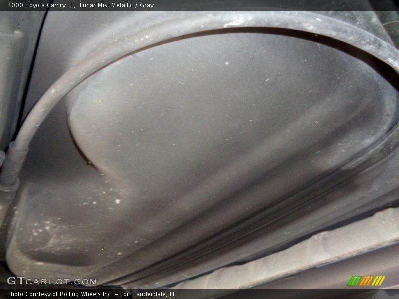 Lunar Mist Metallic / Gray 2000 Toyota Camry LE